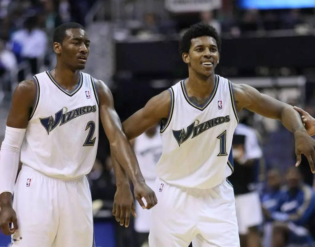 第一时间向 第一时间向