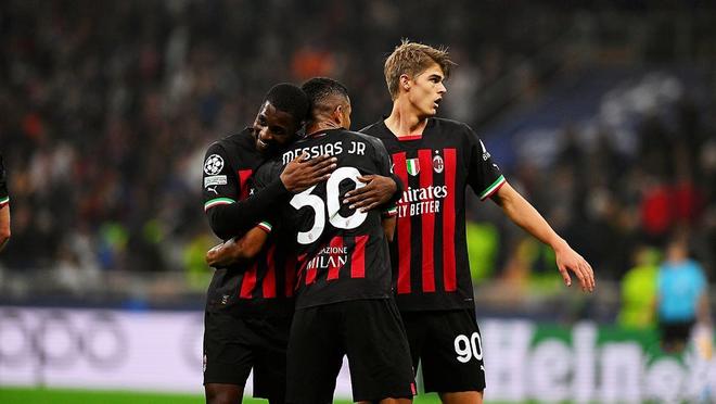 然被持续放 然被持续放